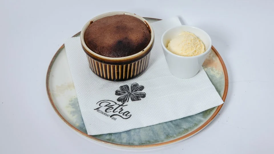 Čokoladni sufle — fotografija iz ponude Petre