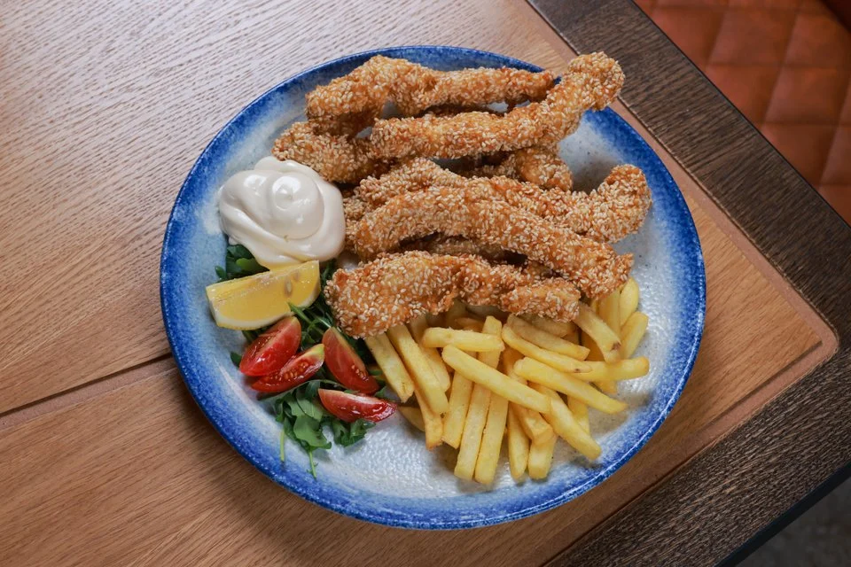 Piletina susam (kroketi) — fotografija iz ponude Petre