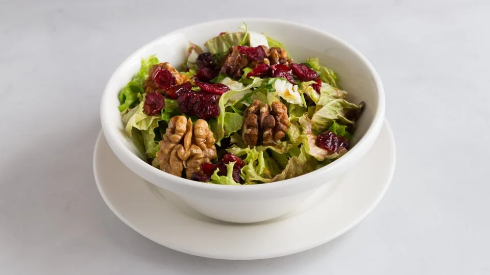 Miks zelenih salata — fotografija iz ponude Petre