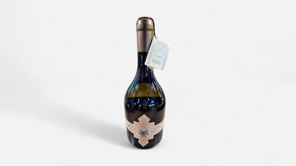 Grof belo vino (Biserno Ostrvo) — fotografija iz ponude Petre